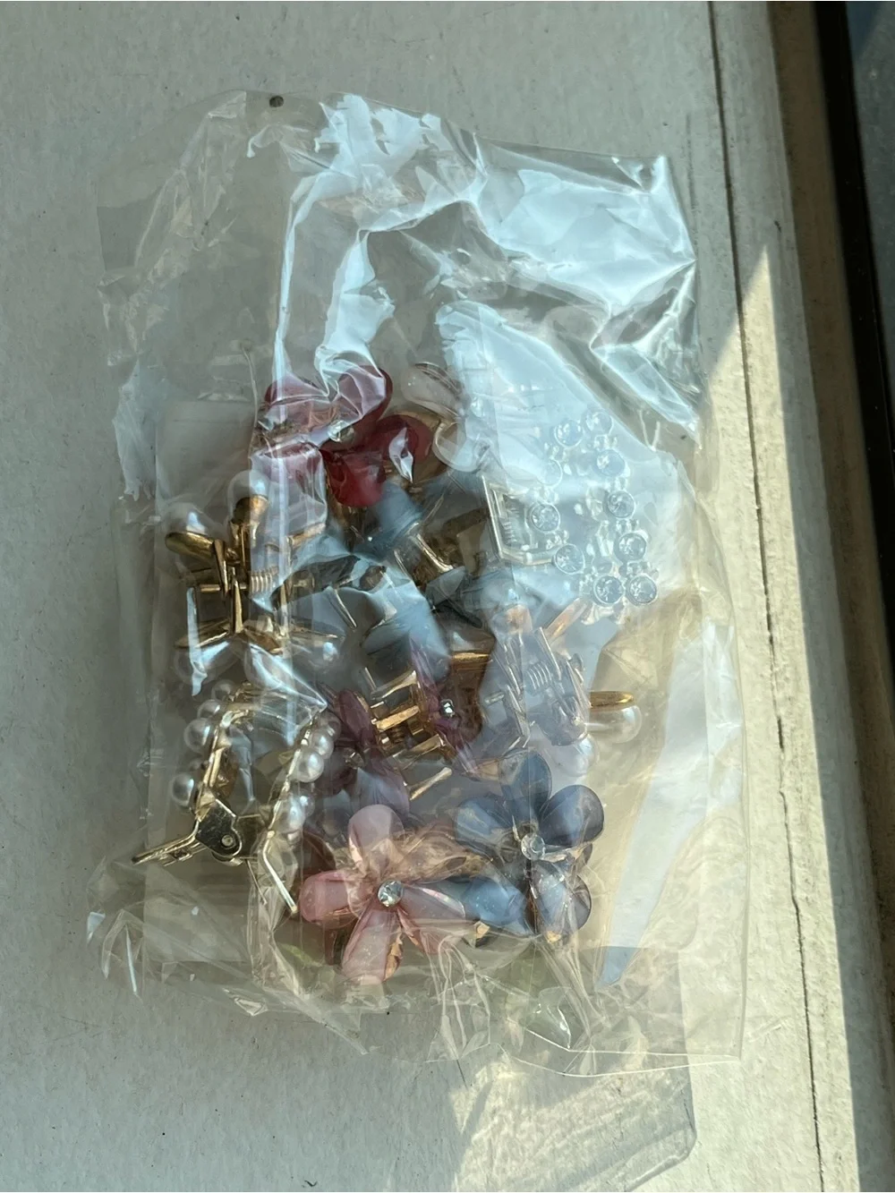 NWOT Mixed Floral Pearl & Crystal Brooch Set - Multicolor